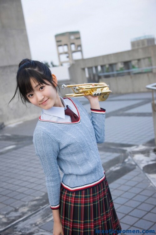 Airi Suzuki 1404
