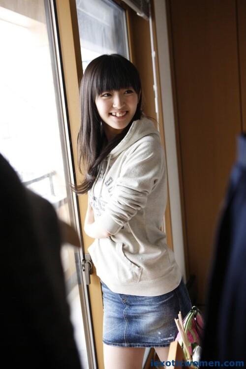 Airi Suzuki 1272