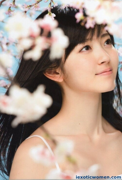 Airi Suzuki 1437