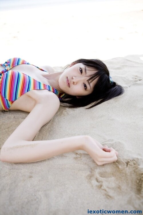 Airi Suzuki 1229