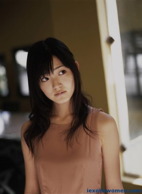 Airi Suzuki 946