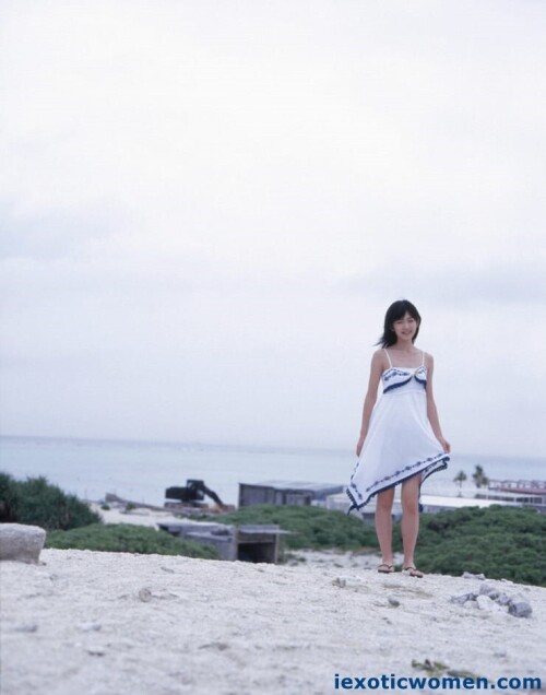 Airi Suzuki 940