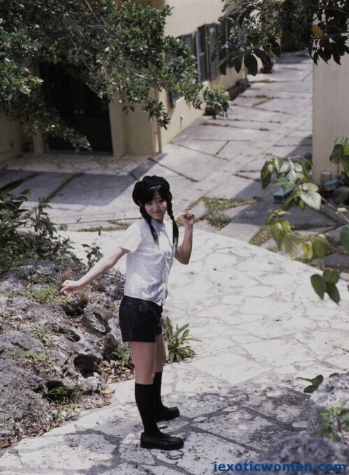 Airi Suzuki 1540