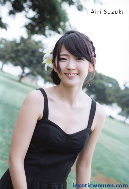 Airi Suzuki 984