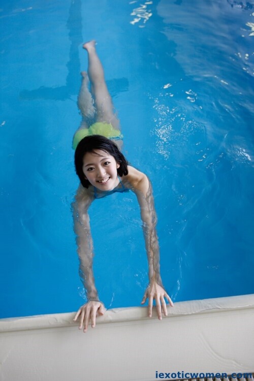 Airi Suzuki 1307