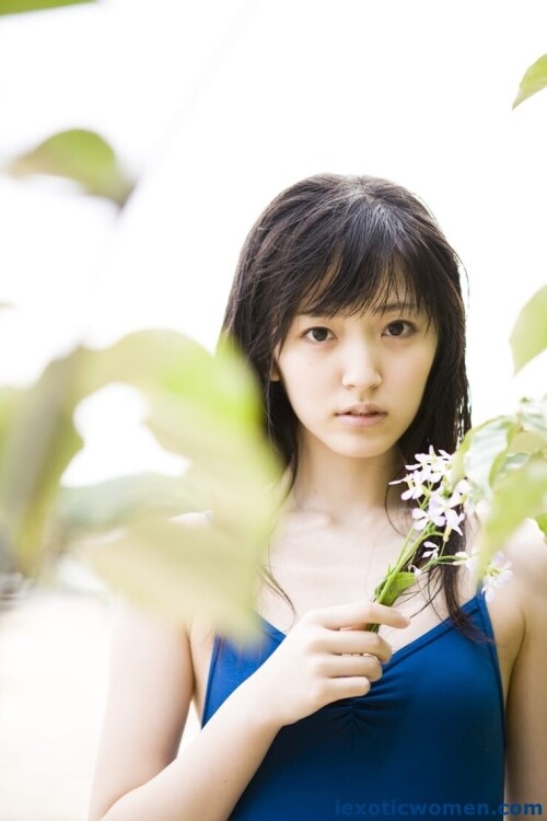 Airi Suzuki 1052