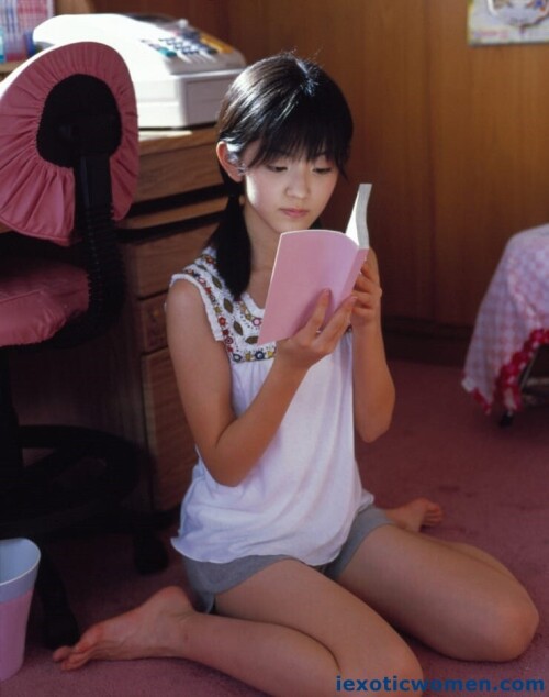 Airi Suzuki 1062