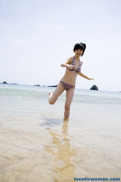Airi Suzuki 1054