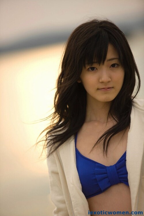 Airi Suzuki 1106