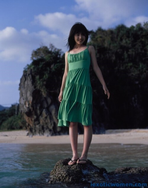 Airi Suzuki 1102