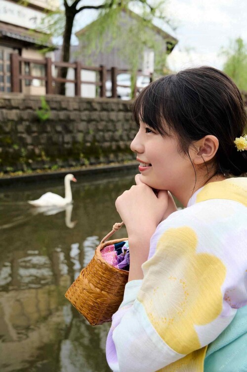 Hina Kikuchi 2043