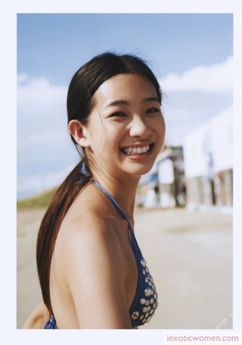 Rika Adachi 513