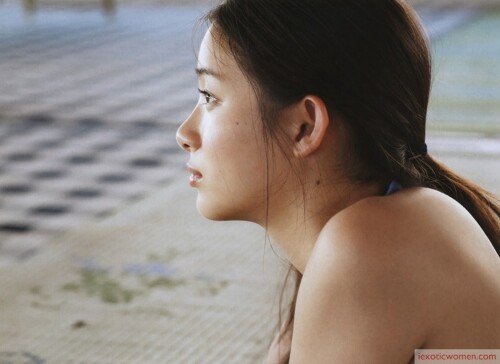 Rika Adachi 553