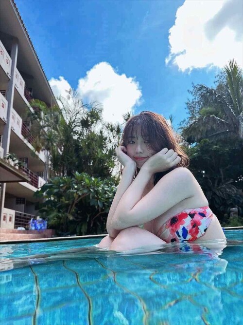 Hina Kikuchi 977