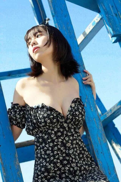 Hina Kikuchi 821