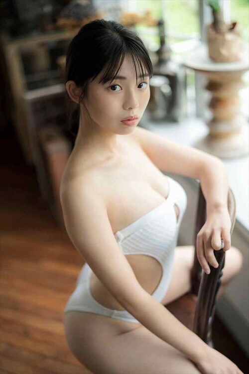 Hina Kikuchi 899