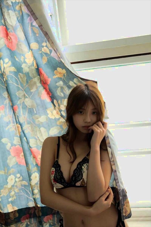 Hina Kikuchi 261