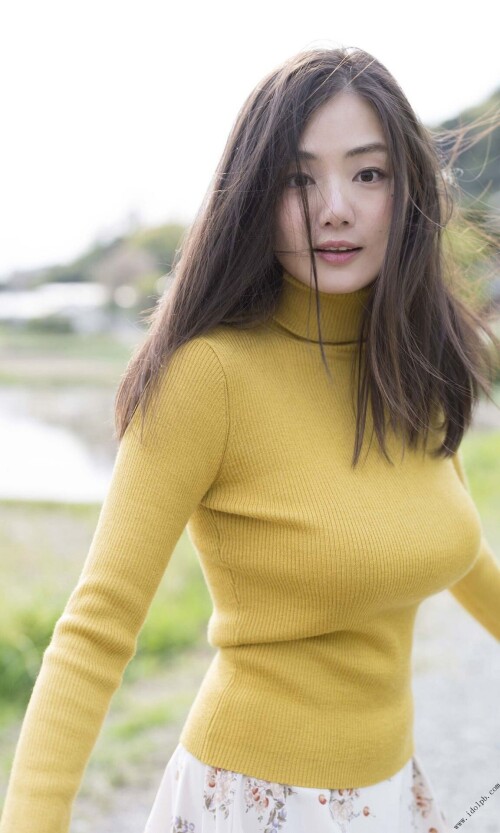 Moemi Katayama 142