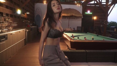 Moemi Katayama 656