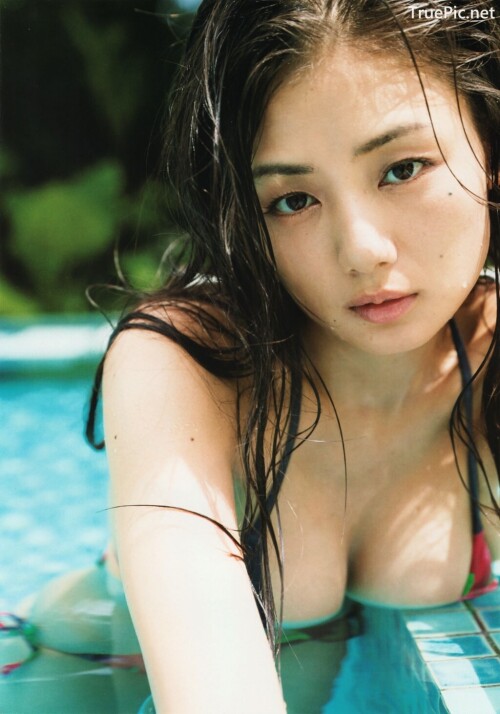 Moemi Katayama 728