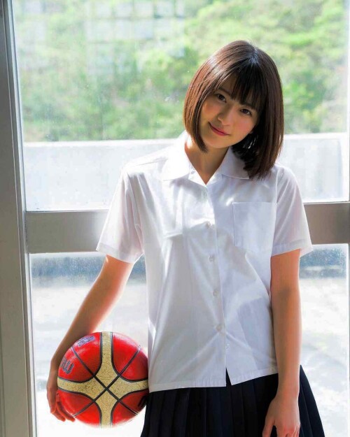 Minami Yamada 810