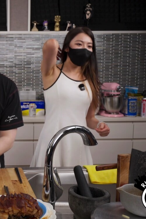 wT3YOT.jpg